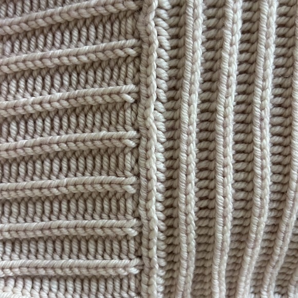 Misha & Puff wool sweater with buttons. Never worn. - Picture 6 of 8